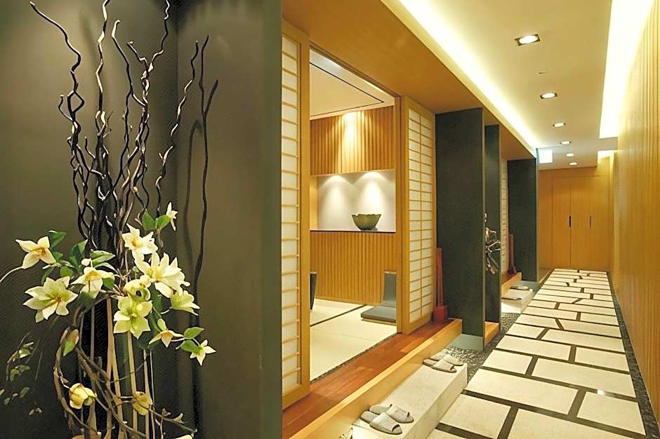 Hotel Hyundai by Lahan Ulsan