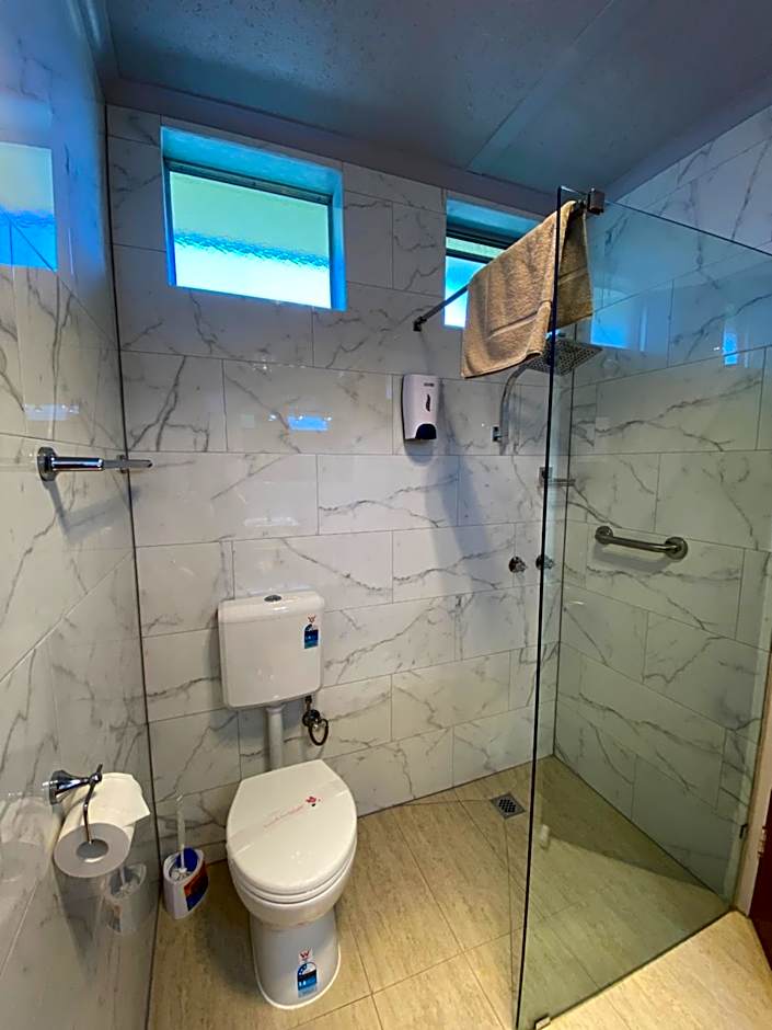 Acacia Rose Motor Inn