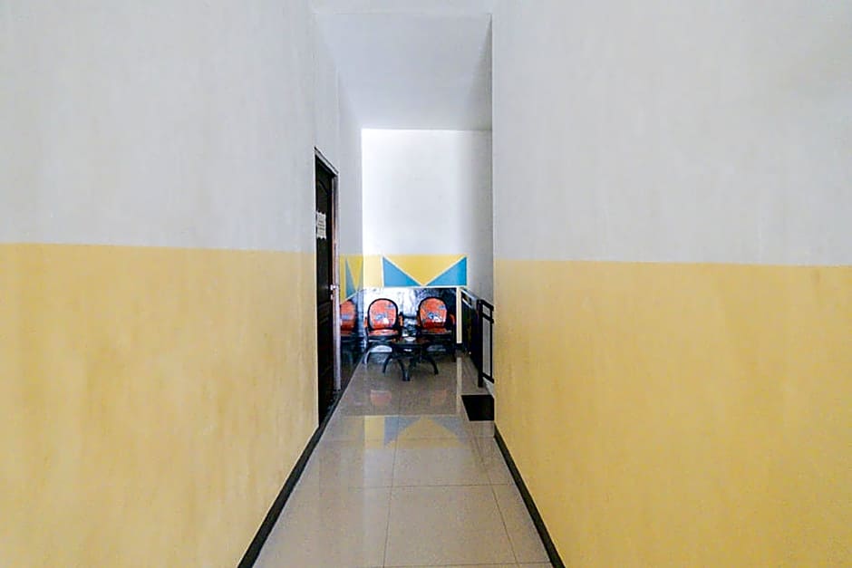 RedDoorz near Taman Krida Budaya Malang
