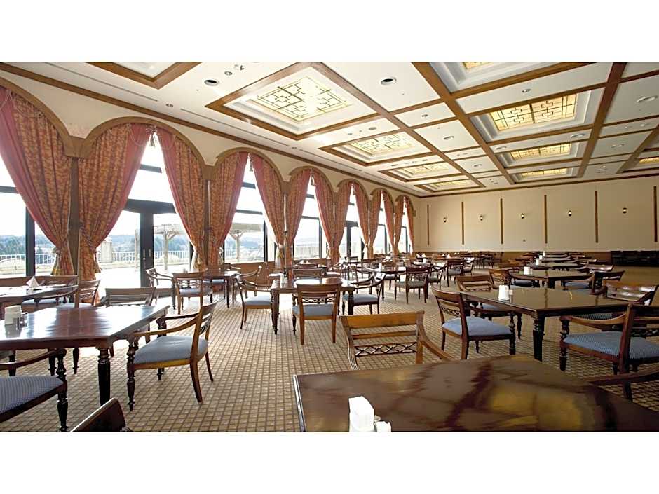 Royal Tainai Park Hotel