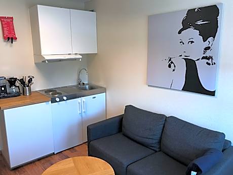 Double Room - Ground Floor with Kitchen