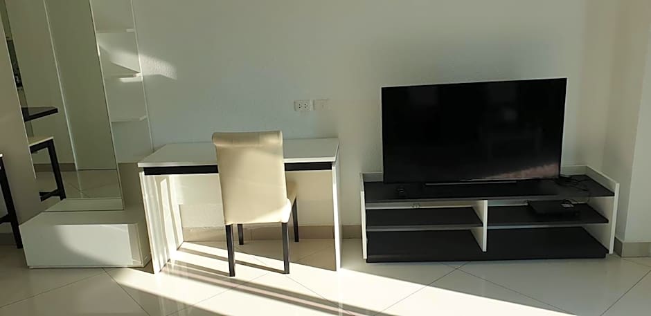 VTSIX at View Talay 6