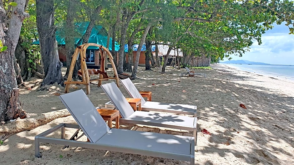 Koh Jum Delight Beach