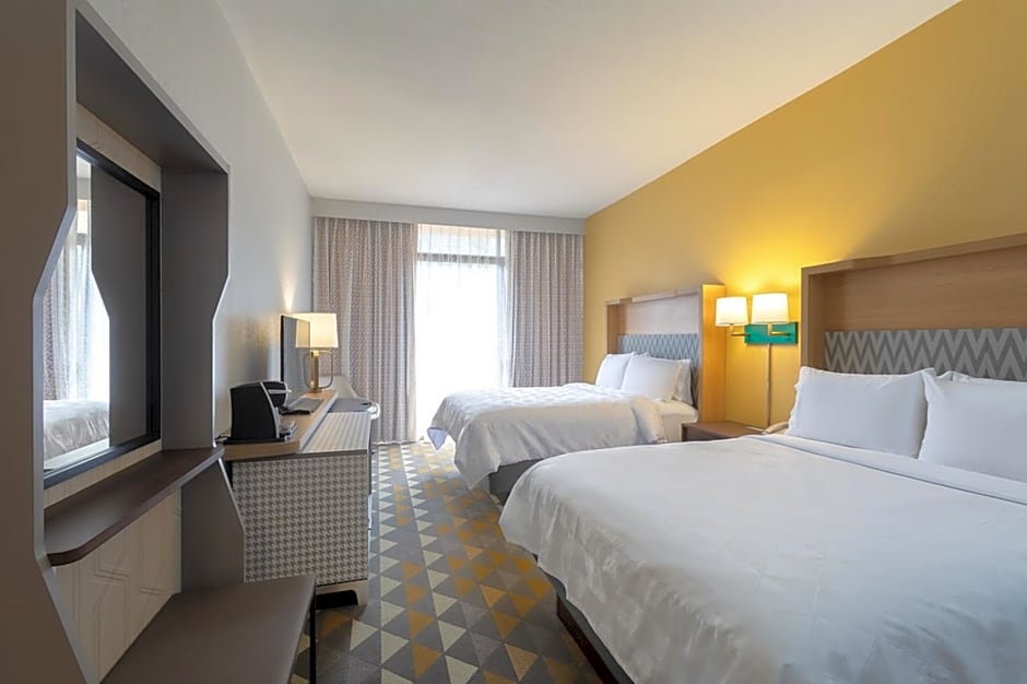 Holiday Inn & Suites Orlando SW - Celebration Area By IHG