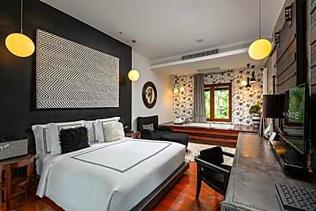 ONE BEDROOM PEARL SHELL SUITES