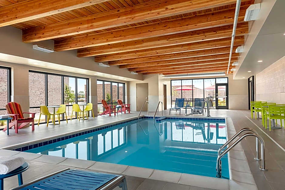 Home2 Suites By Hilton Milwaukee West