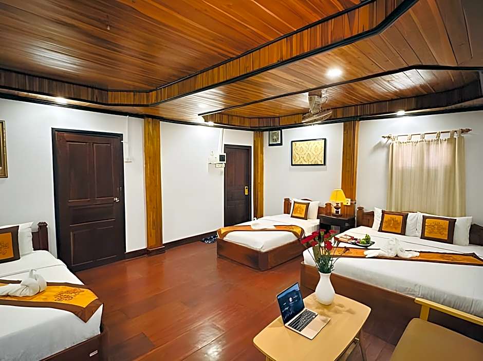 Luang Prabang Oudomlith Villa & Travel