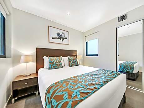 Two-Bedroom with Two Bathroom Apartment with Balcony