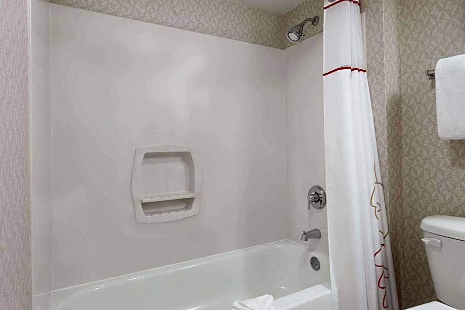Value Suites Extended Stay St. Louis