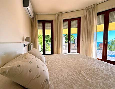 Superior One-Bedroom Apartment