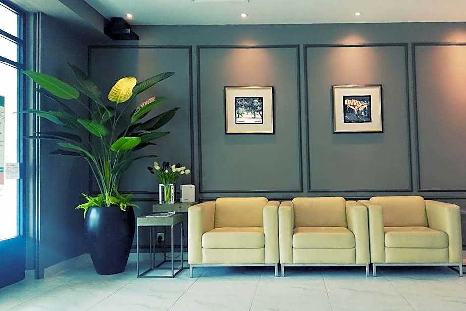 The Loft Plaza Hotel