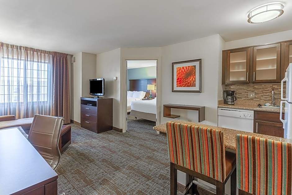 Staybridge Suites Davenport By IHG