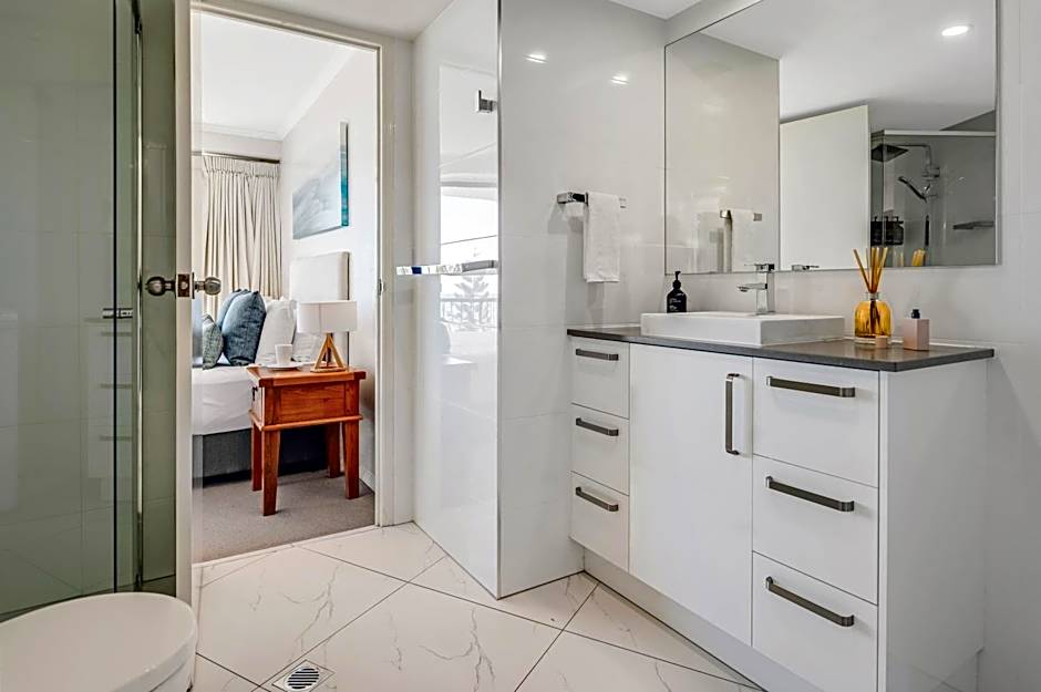 Mantra Coolangatta Beach