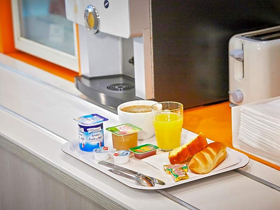 Premiere Classe Melun Senart - Vert Saint Denis