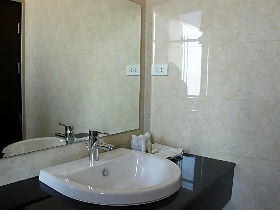 Center Point Boutique Hotel