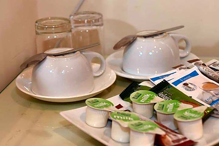 Harry's Hotel & Restaurant