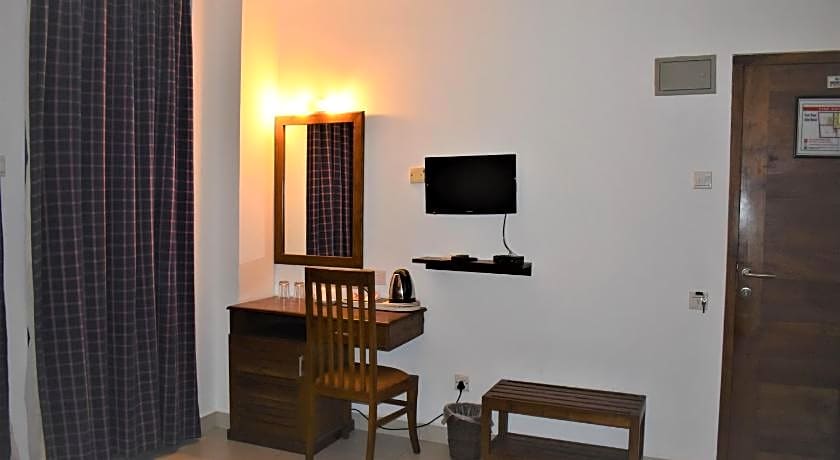 Port View City Hotel