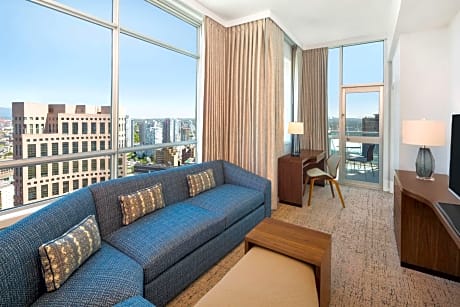 King Suite with Balcony and City View