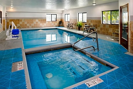 Holiday Inn Express Hotel & Suites Alamosa, an IHG Hotel