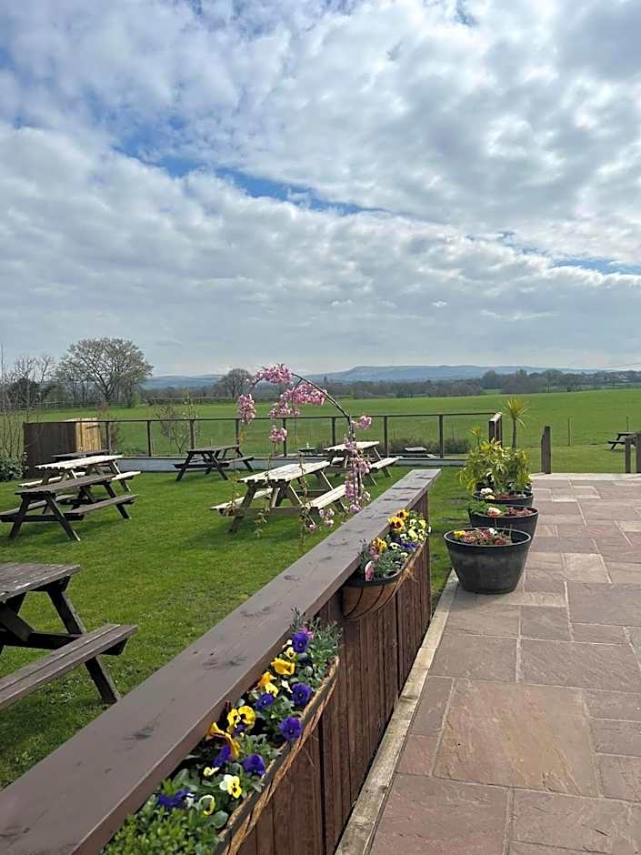 The Hinds Head Hotel