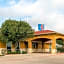 Motel 6 Alvarado TX