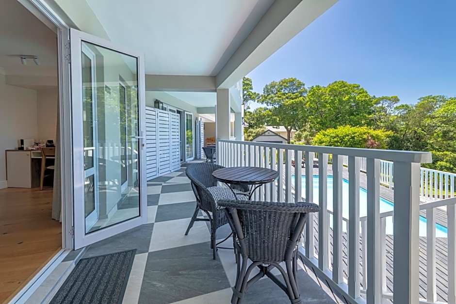 Hide-Away Guest House