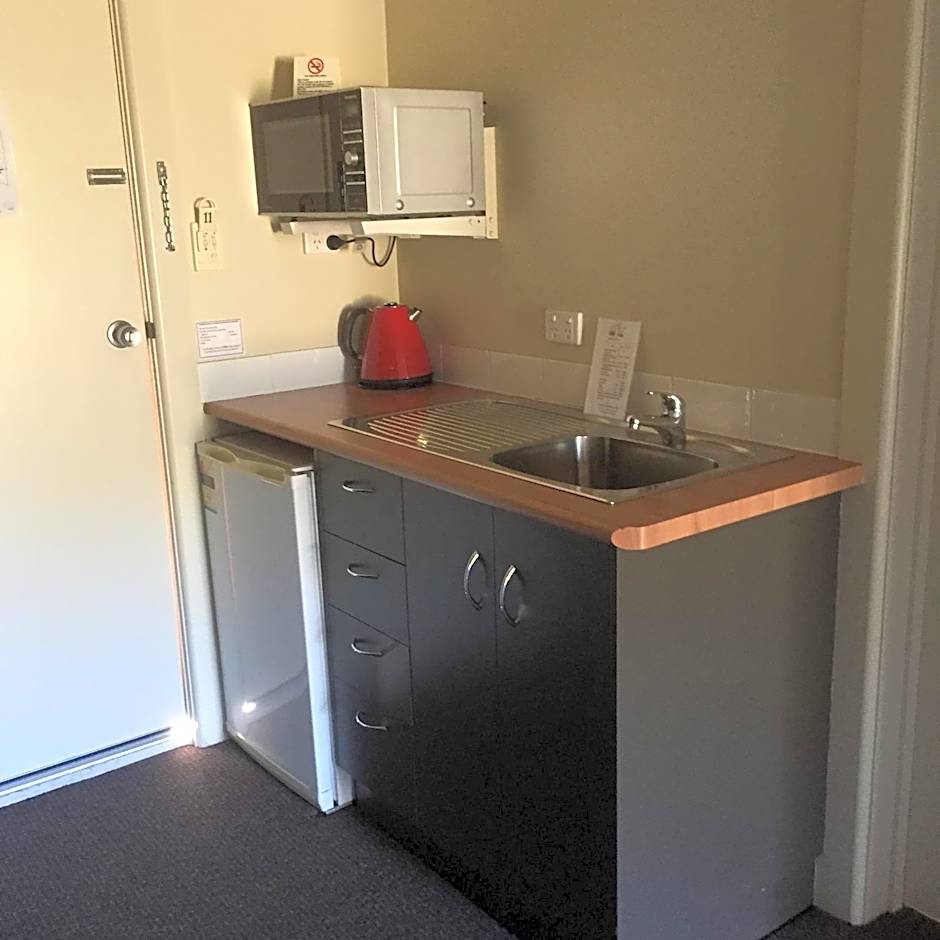 Alexander Cameron Suites