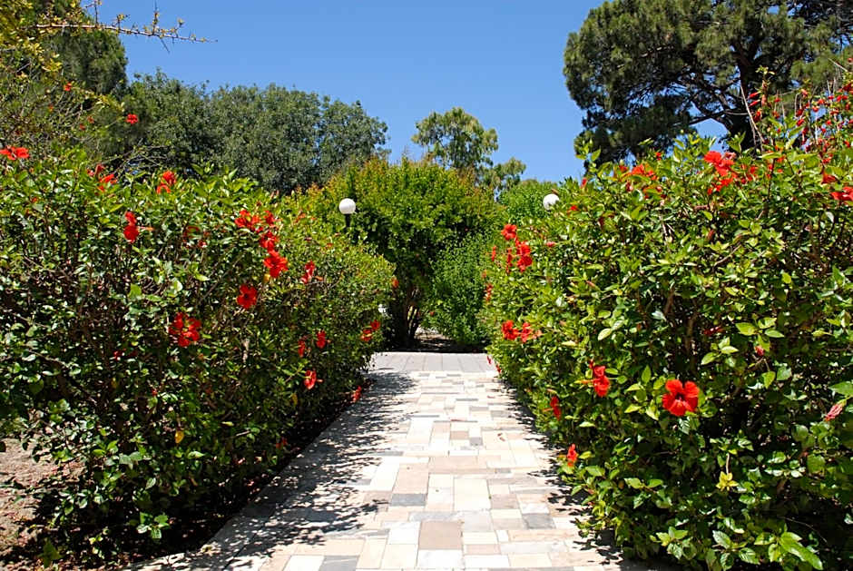 Niki Hotel Apartments