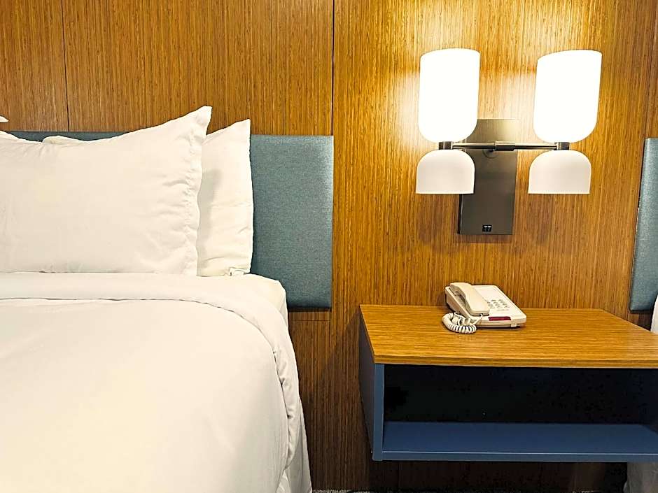 Country Inn & Suites by Radisson, Canton near Hall of Fame