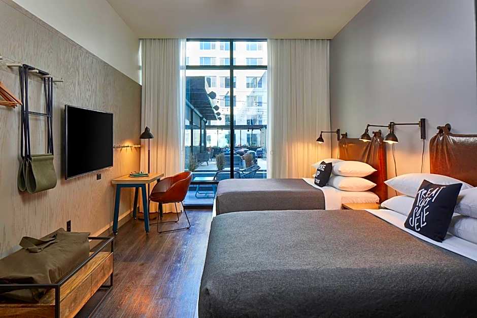 Moxy by Marriott Atlanta Midtown