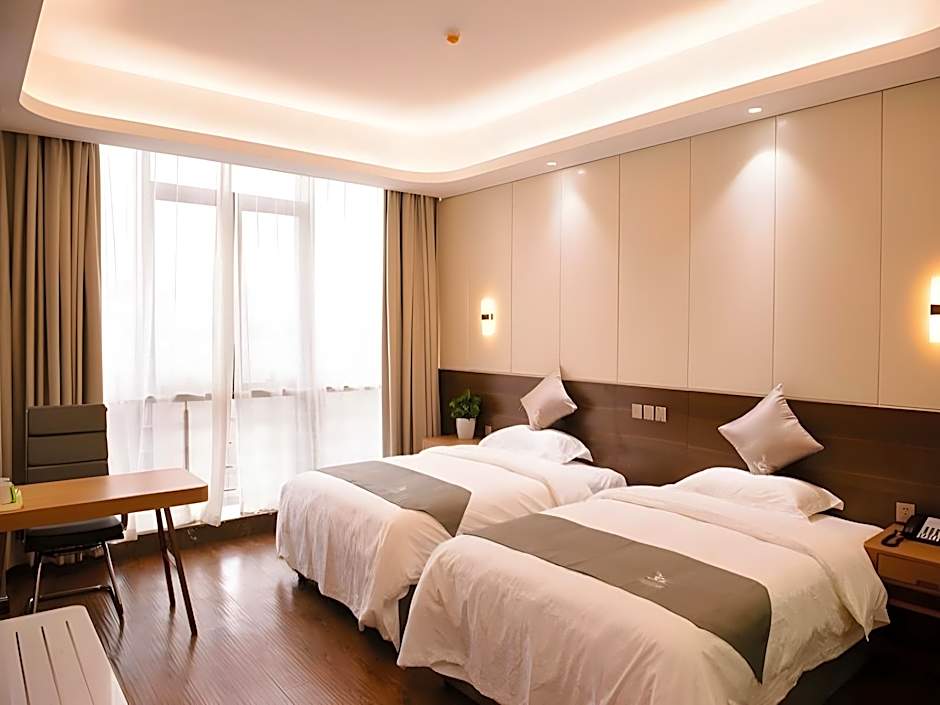 GreenTree Eastern Rizhao High Speed Railway Station Hotel