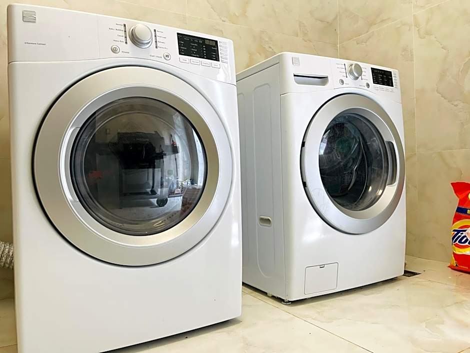 Hanamitsu Hotel & Spa