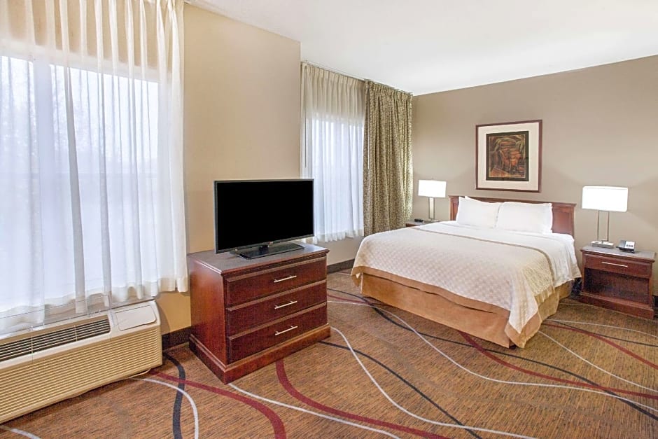 Hawthorn Extended Stay by Wyndham Bloomington