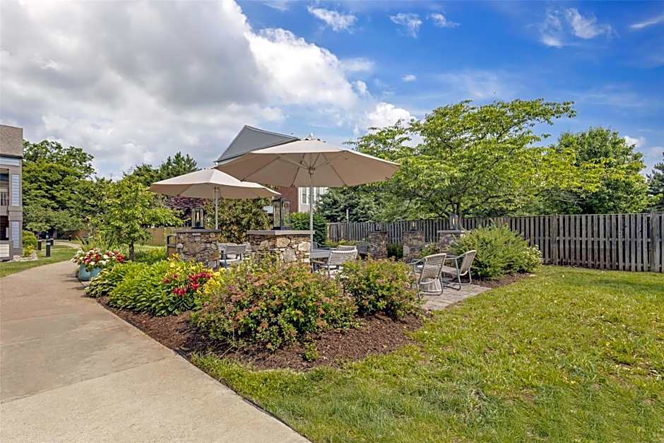 Sonesta ES Suites Dulles Airport