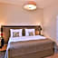 James Hotel & Apartments