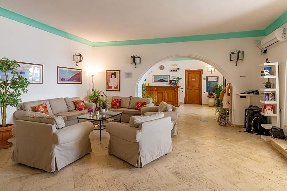 Hotel Ossidiana Stromboli Center