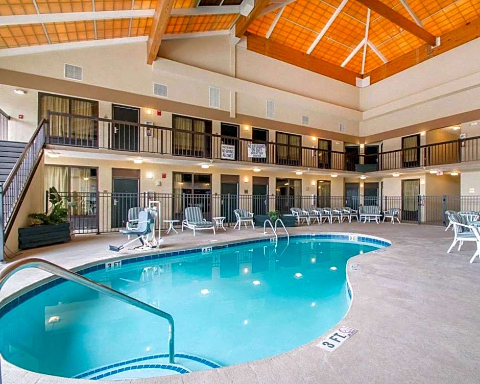 Quality Inn & Suites Ridgeland