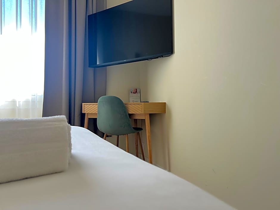 Adonis Sanary Grand Hôtel des Bains