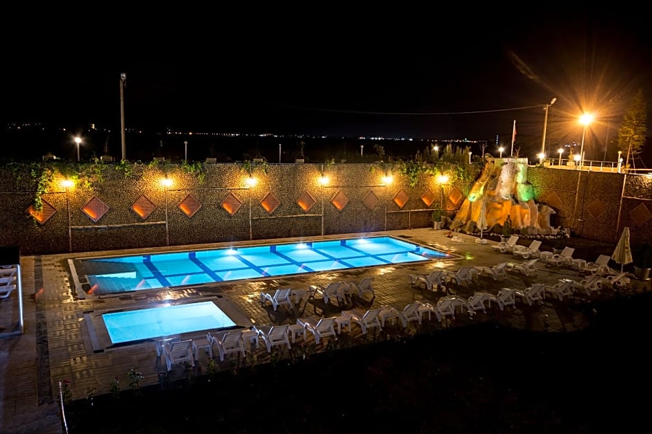 Budan Thermal Spa & Hotel