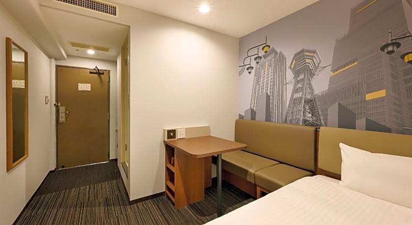 VIA INN SHIN-OSAKA - JR WEST GROUP