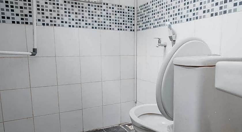 RedDoorz Syariah @ Lampung Walk