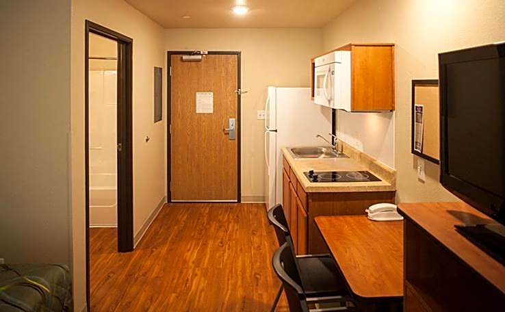 Extended Stay America Select Suites - Wichita - North