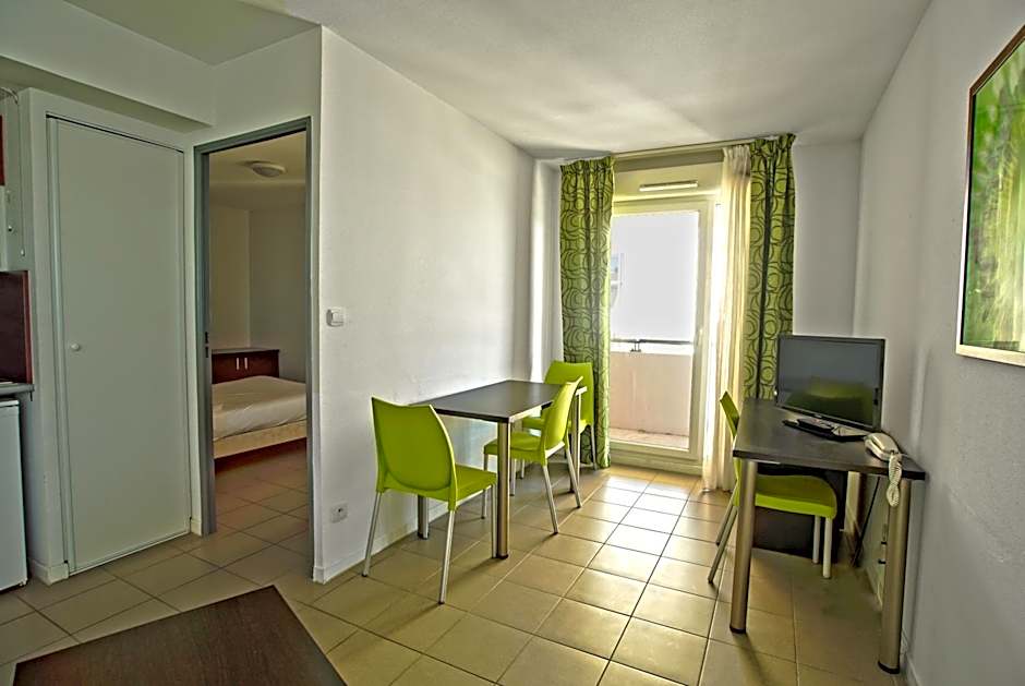 KOSY Appart'Hotels - Campus Del Sol Esplanade