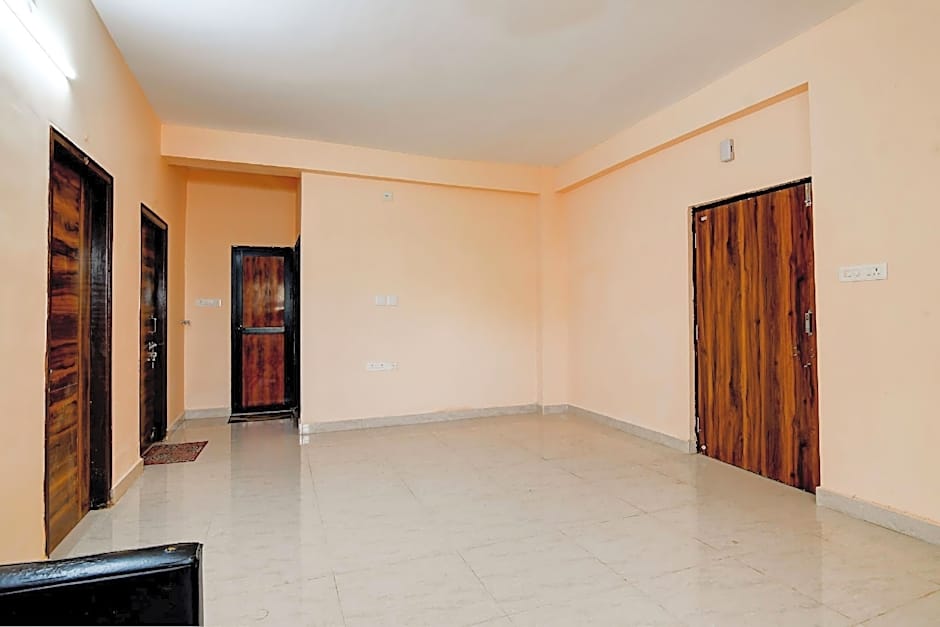 Hotel O S S Guesthouse