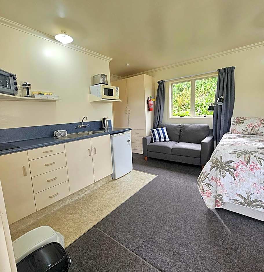 Castlepoint Holiday Park & Motels