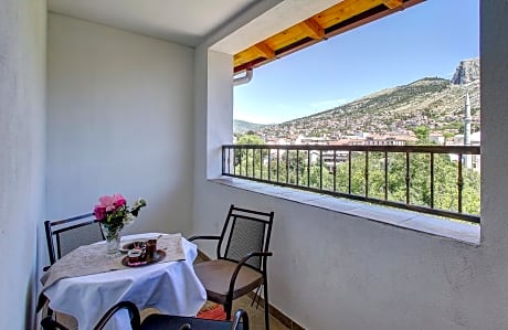 Triple Room with Terrace