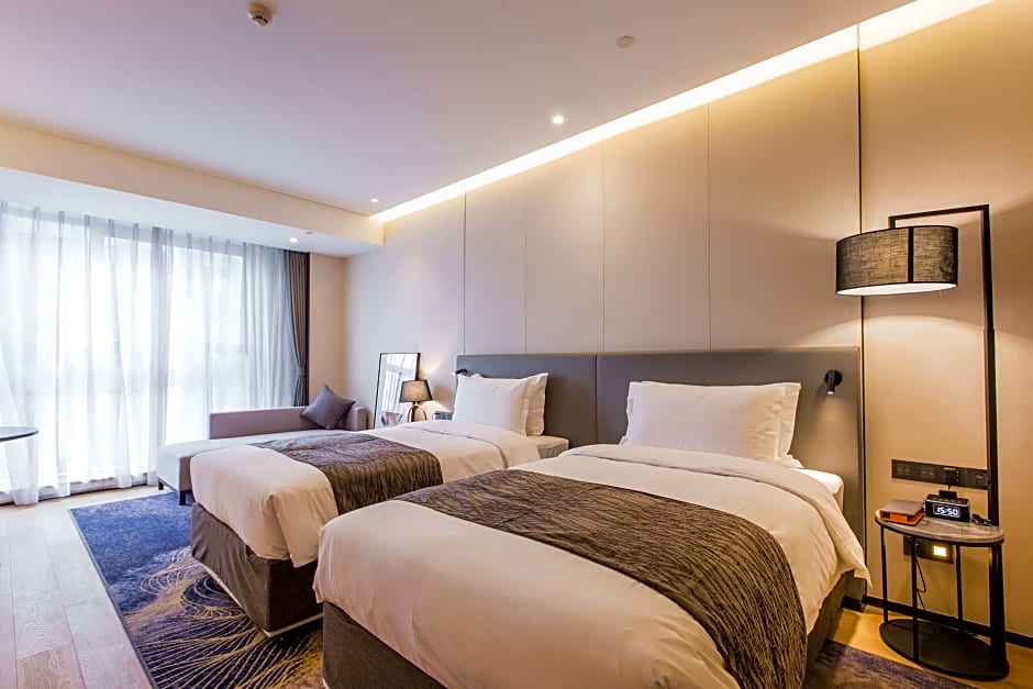 Howard Johnson by Wyndham Life ZhuoYuan Ningbo
