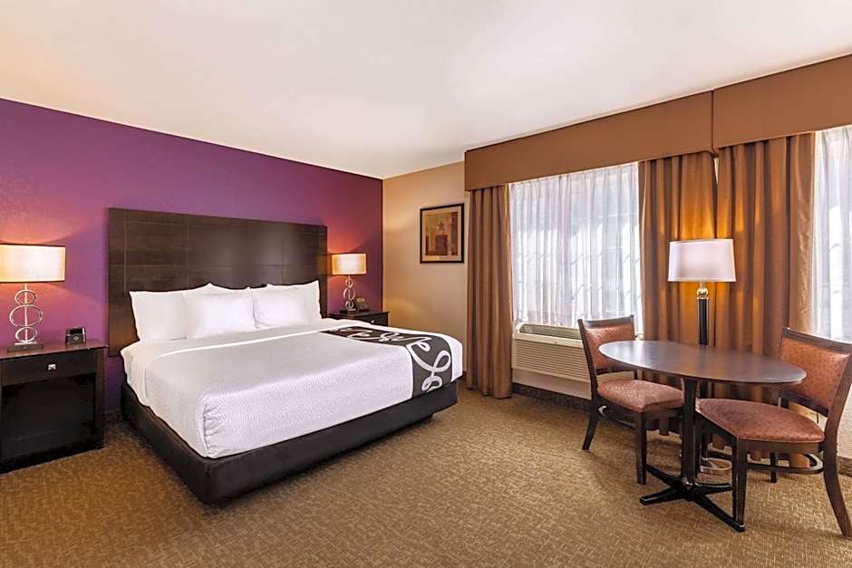 La Quinta Inn & Suites by Wyndham Spokane