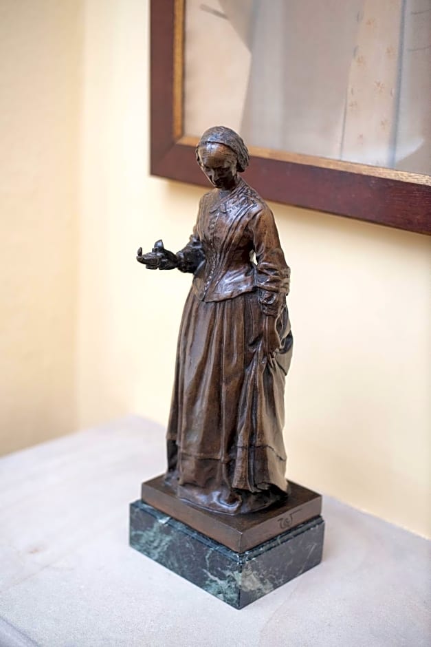 Florence Nightingale Suites At Lea Hurst