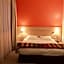 Esatitude Hotel